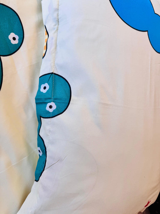 Yellow cartoon style bedsheet glace